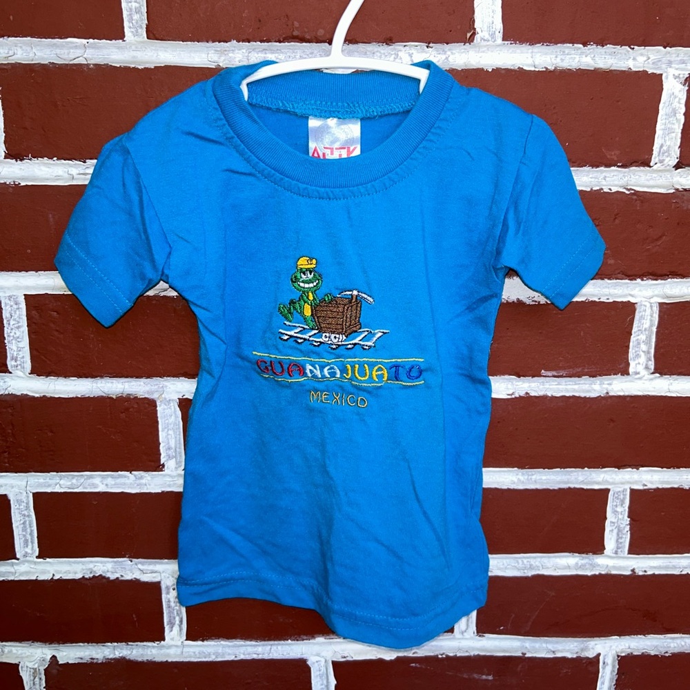 Blue embroidered short sleeve t-shirt from Mexico | size 2